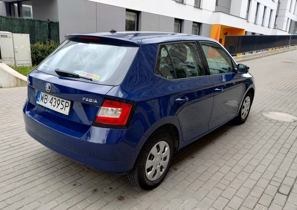 Skoda Fabia cena 28400 przebieg: 81000, rok produkcji 2017 z Gdańsk małe 79